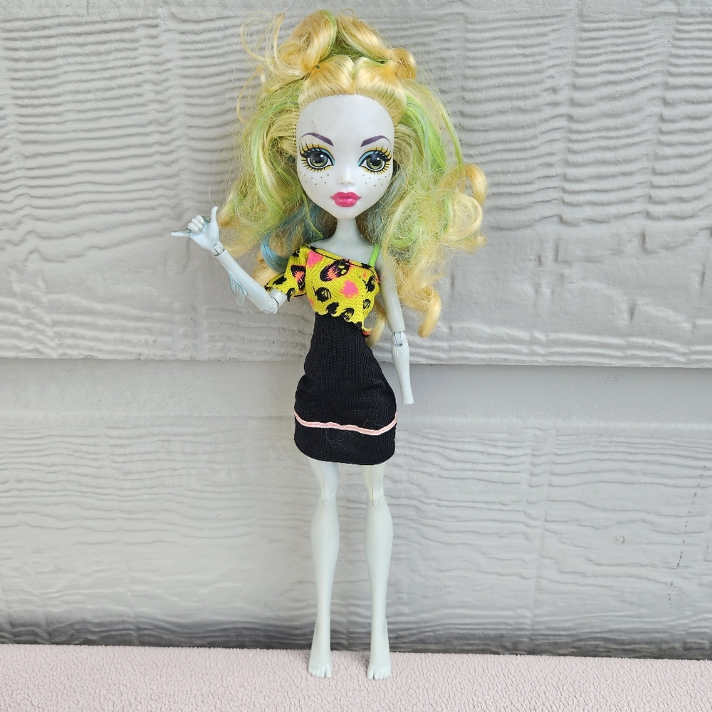 Monster High Lagoona Blue Skultimate Roller Maze Doll Outfit 2008 MISSING HAND